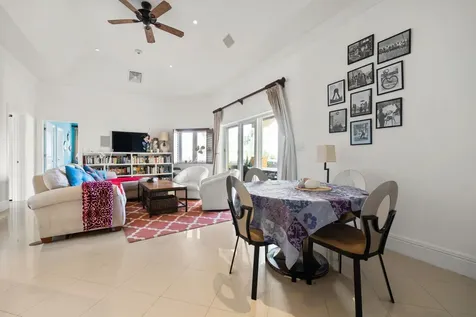 Caves Heights New Providence Paradise Island BS