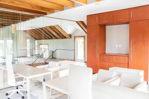 Balmoral Office New Providence Paradise Island BS