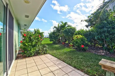 Sea Bean, Beach Villas Abaco BS