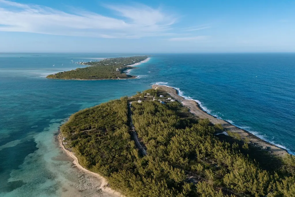 Whale Point Beachfront Eleuthera BS