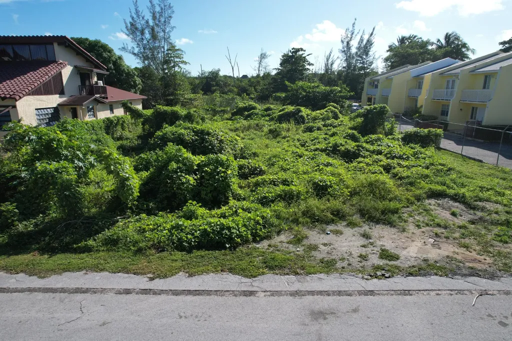 Cable Beach Multifamily New Providence Paradise Island BS