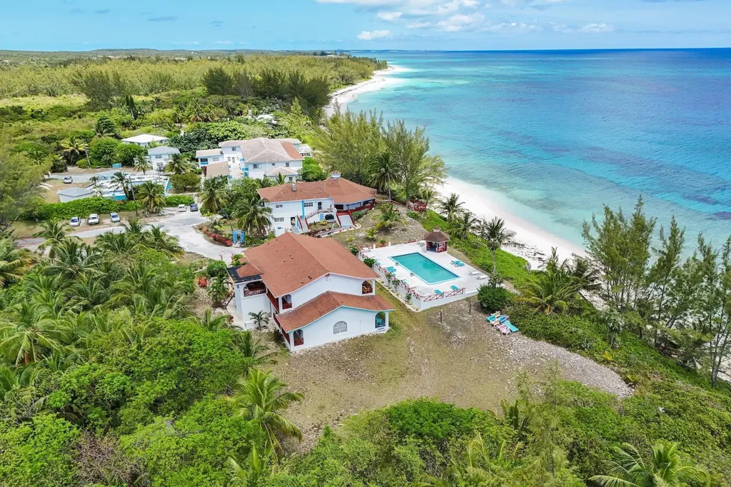 Unique Village Eleuthera BS