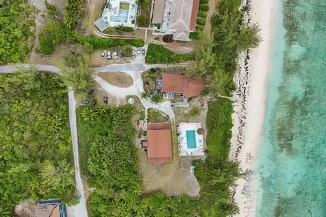 Unique Village Eleuthera BS