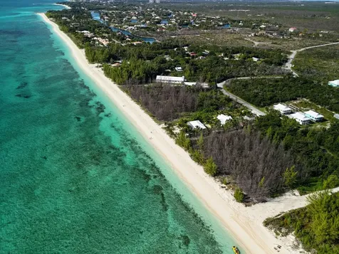 Diamonds Row 3 Grand Bahama Freeport BS