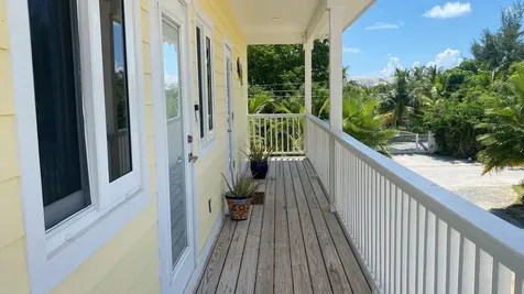 Diamonds Row 3 Grand Bahama Freeport BS