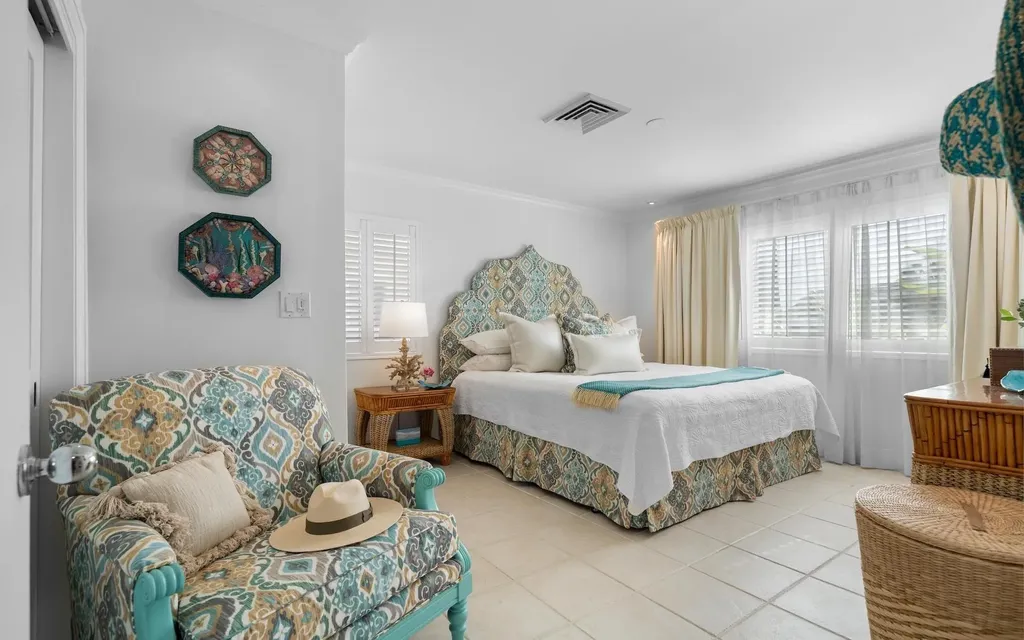 7b Caves Point New Providence Paradise Island BS