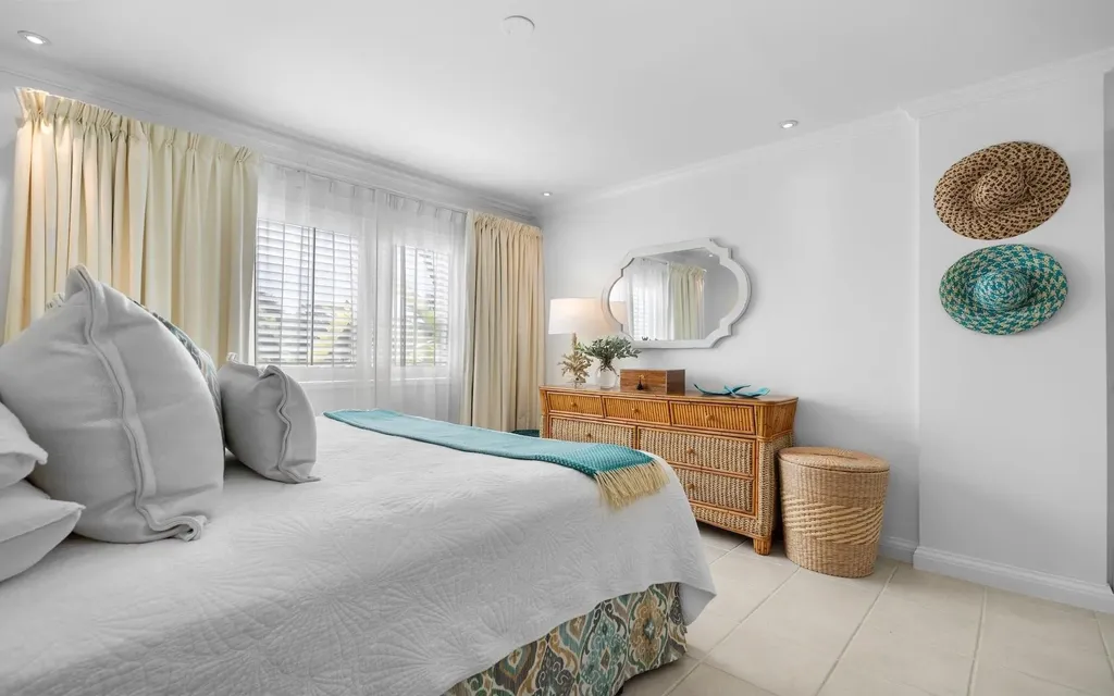 7b Caves Point New Providence Paradise Island BS