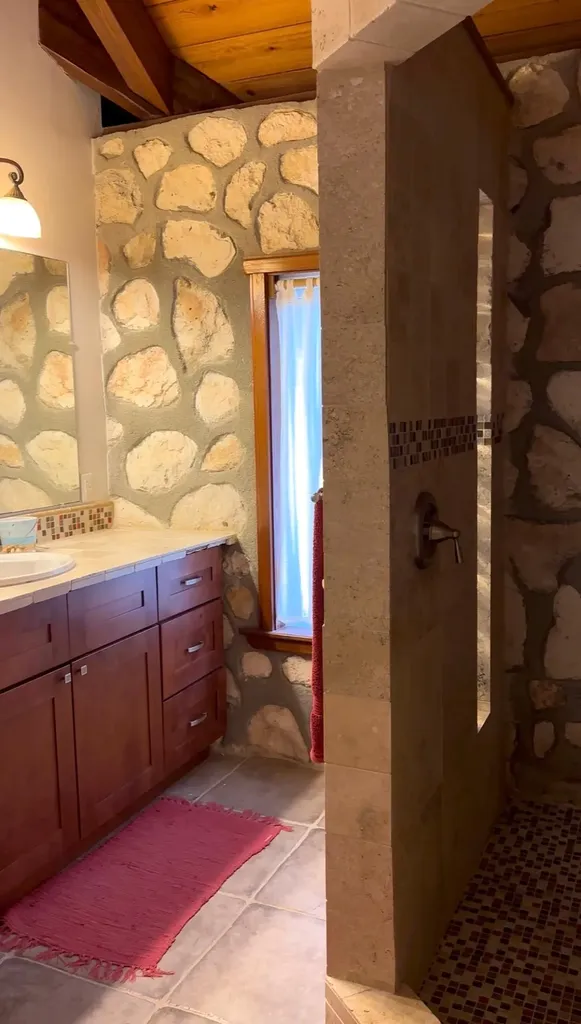 Shannas Cove Cat Island BS