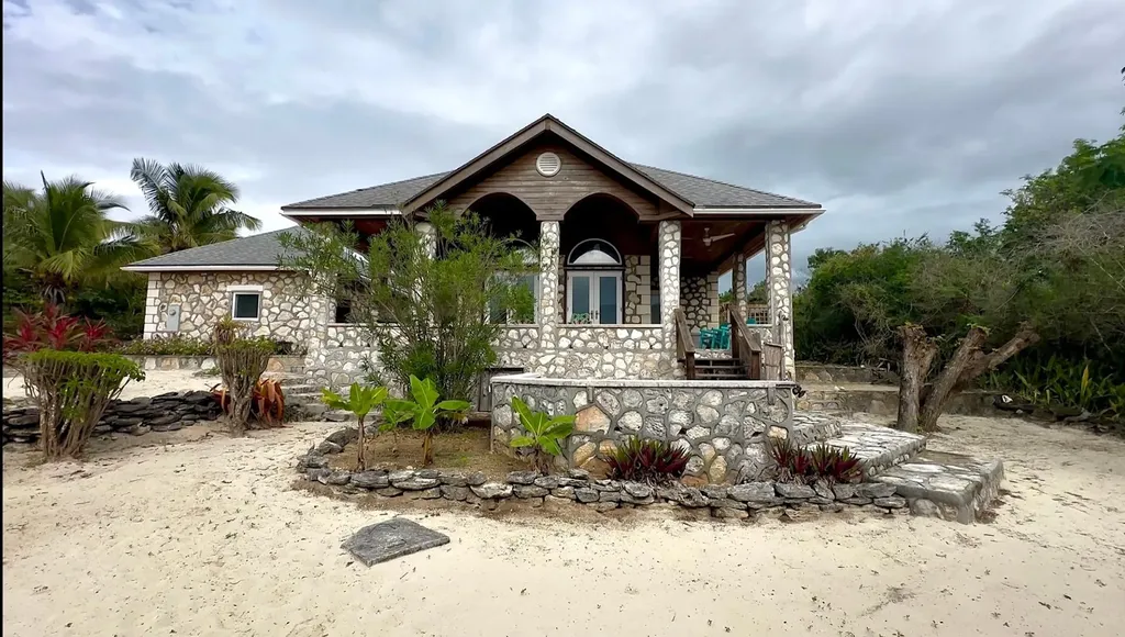 Shannas Cove Cat Island BS