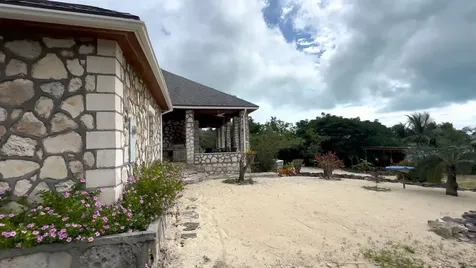 Shannas Cove Cat Island BS