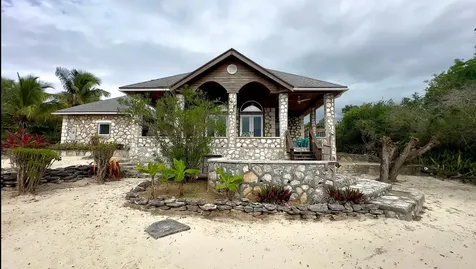 Shannas Cove Cat Island BS