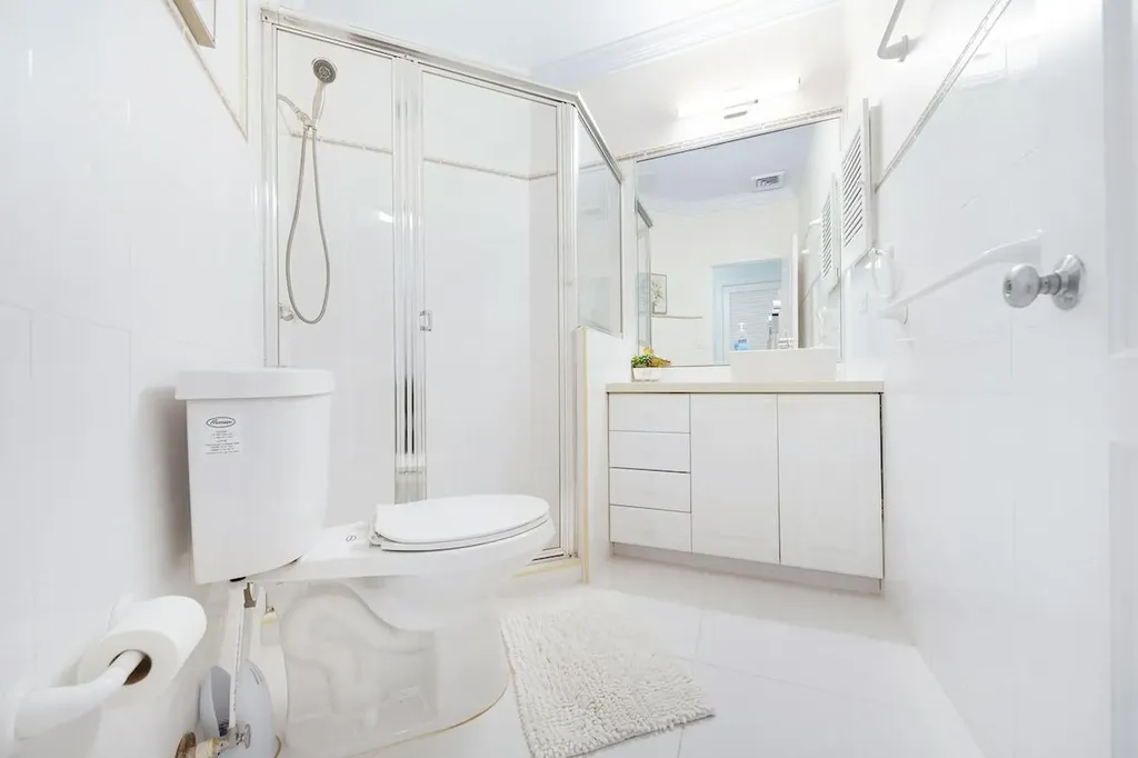 Ocean Cliff Condo New Providence Paradise Island BS