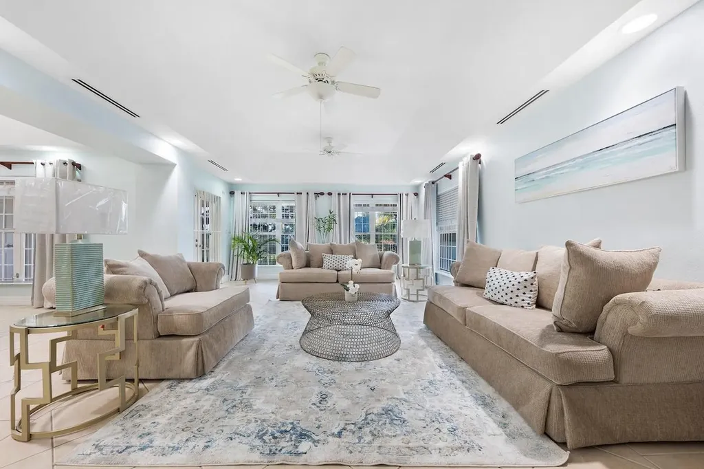 Ocean Cliff Condo New Providence Paradise Island BS