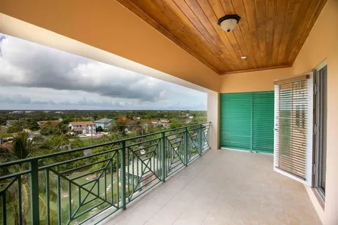 Ocean Cliff Condo New Providence Paradise Island BS
