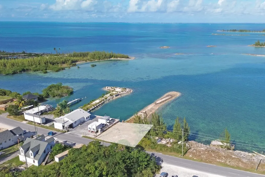 Dundas Town Waterfront Lo Abaco BS