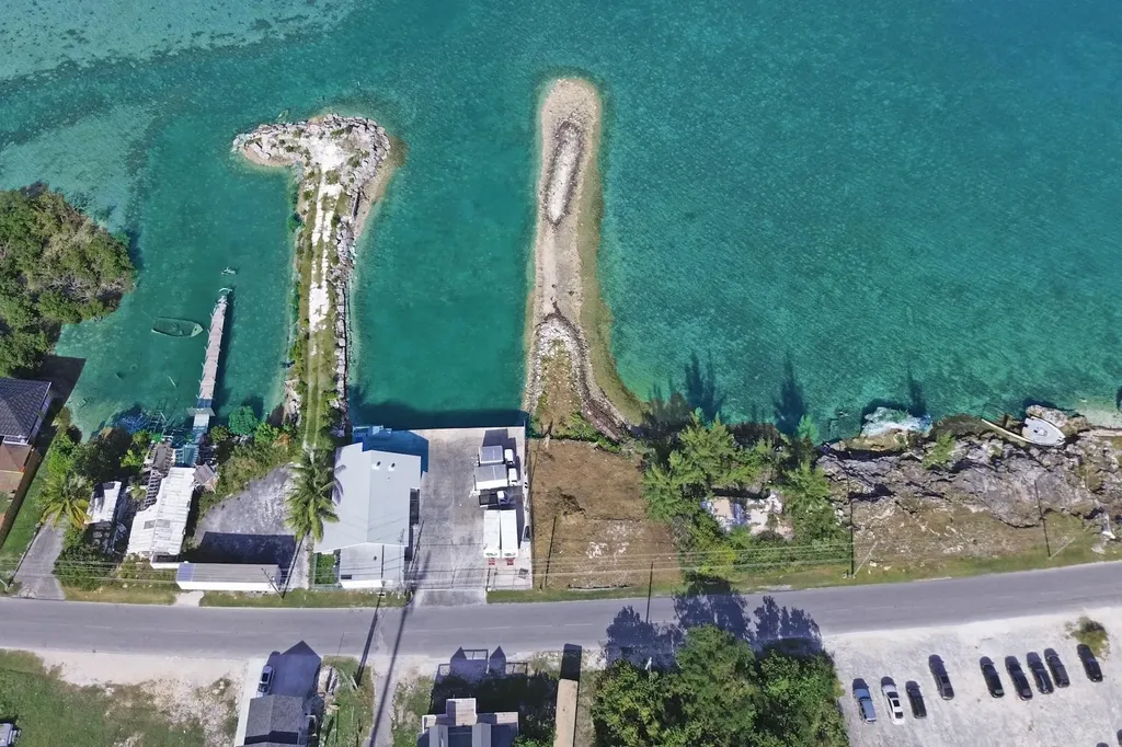 Dundas Town Waterfront Lo Abaco BS