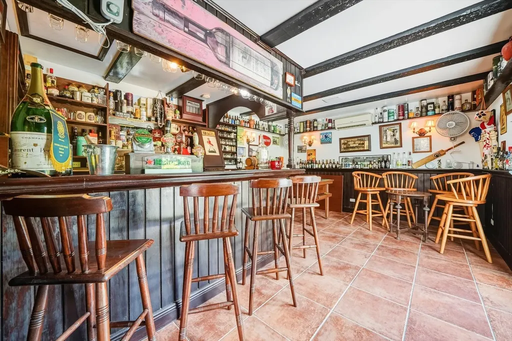 Pineseed Road 15 New Providence Paradise Island BS