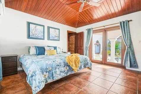 Pineseed Road 15 New Providence Paradise Island BS