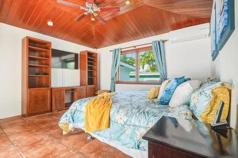 Pineseed Road 15 New Providence Paradise Island BS