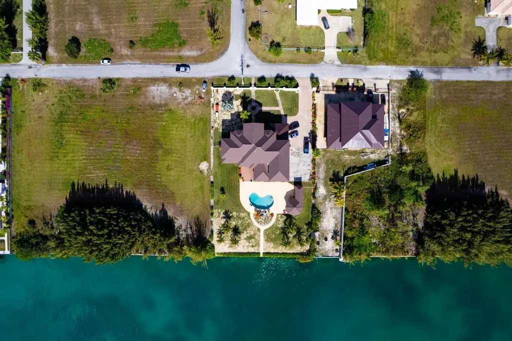 Bayview Drive Grand Bahama Freeport BS