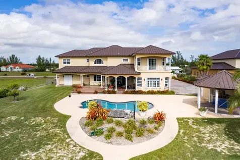 Bayview Drive Grand Bahama Freeport BS