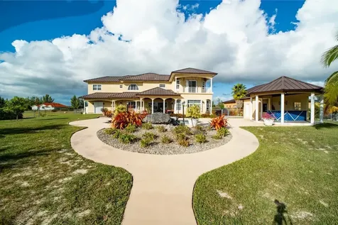 Bayview Drive Grand Bahama Freeport BS