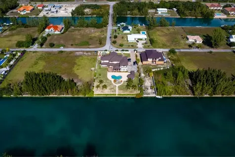 Bayview Drive Grand Bahama Freeport BS