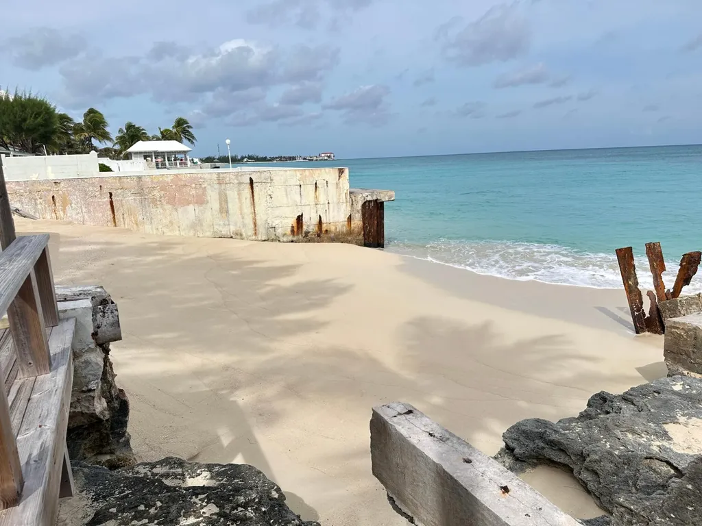 Mediterraneo Apartments New Providence Paradise Island BS