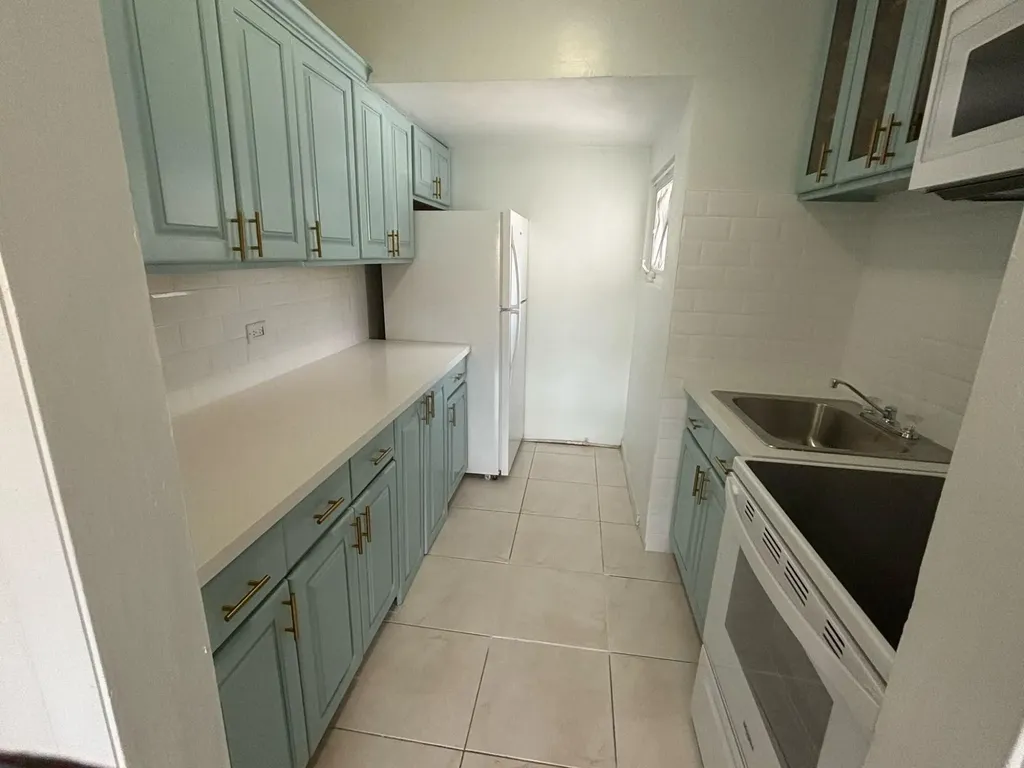 Mediterraneo Apartments New Providence Paradise Island BS