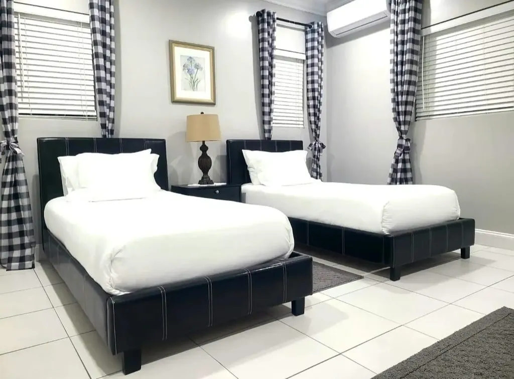 #8 South Ocean New Providence Paradise Island BS