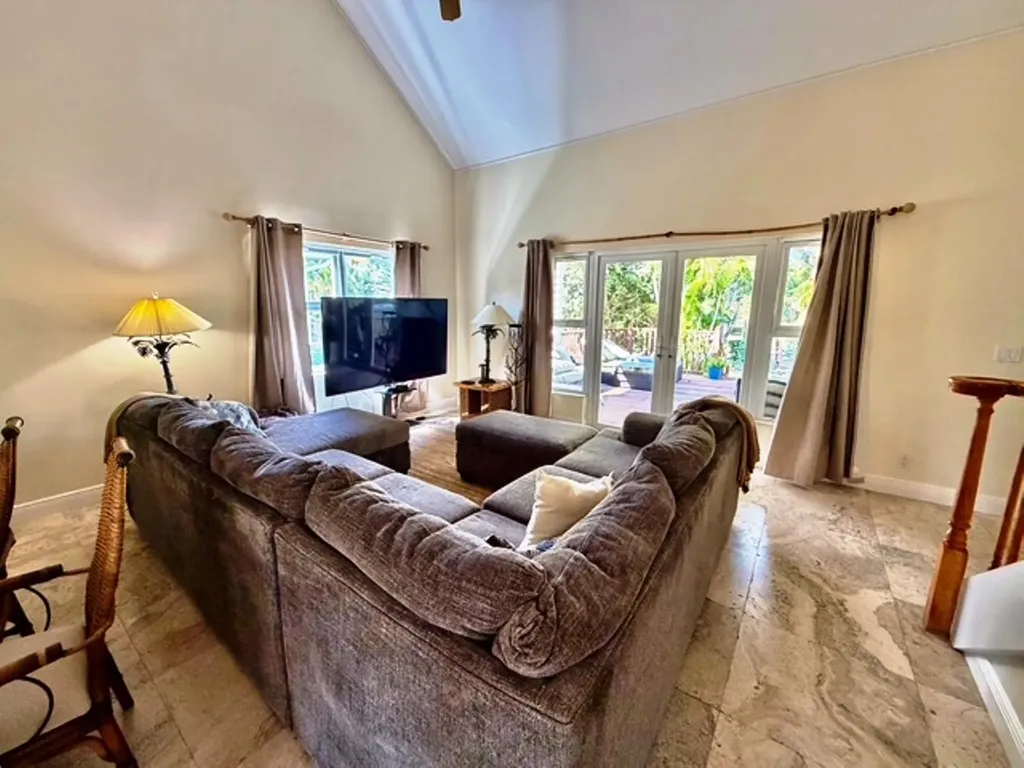 18 Shoreline Grand Bahama Freeport BS