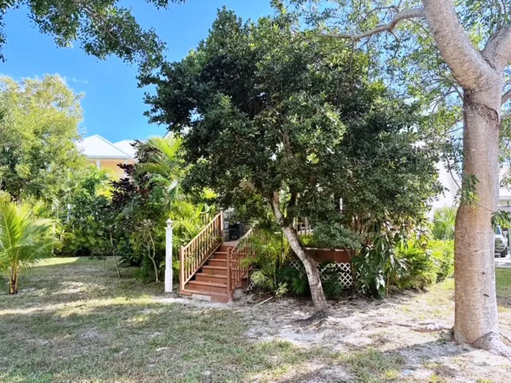 18 Shoreline Grand Bahama Freeport BS