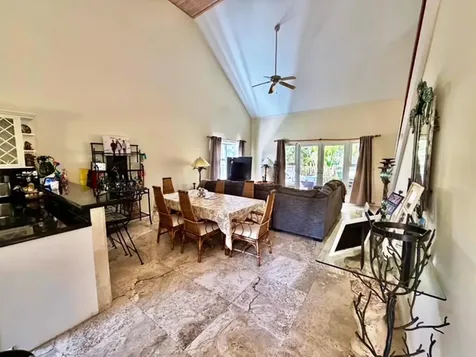 18 Shoreline Grand Bahama Freeport BS