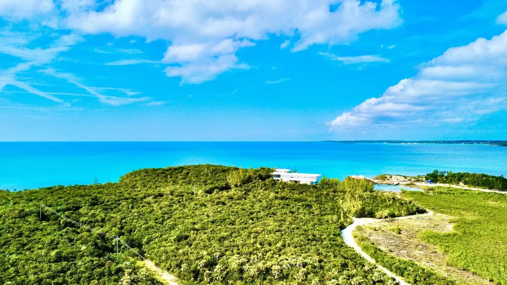 Eleuth Kemp's Creek Lot#2 Eleuthera BS