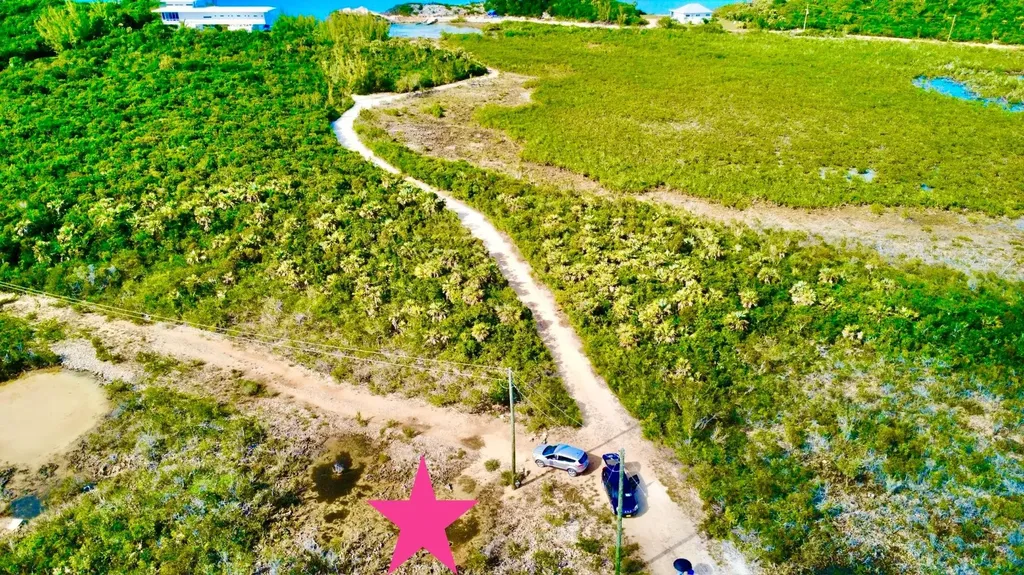 Eleuth Kemp's Creek Lot#2 Eleuthera BS