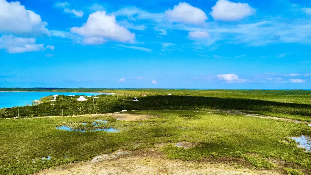 Eleuth Kemp's Creek Lot#2 Eleuthera BS