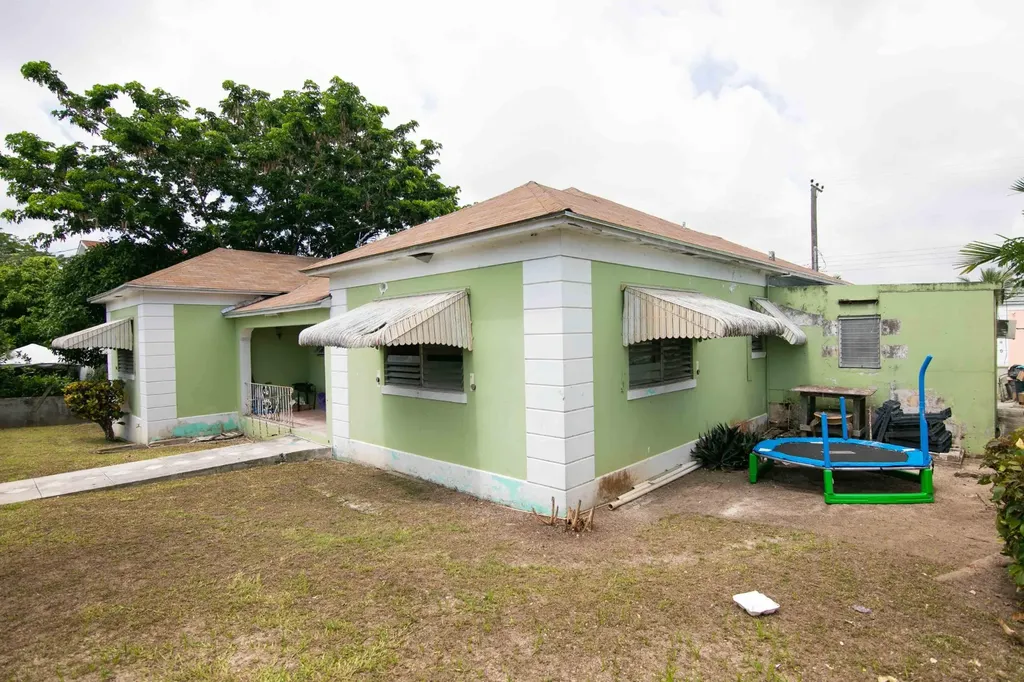 Lot 6, Blk 3 Shirley Sub. New Providence Paradise Island BS