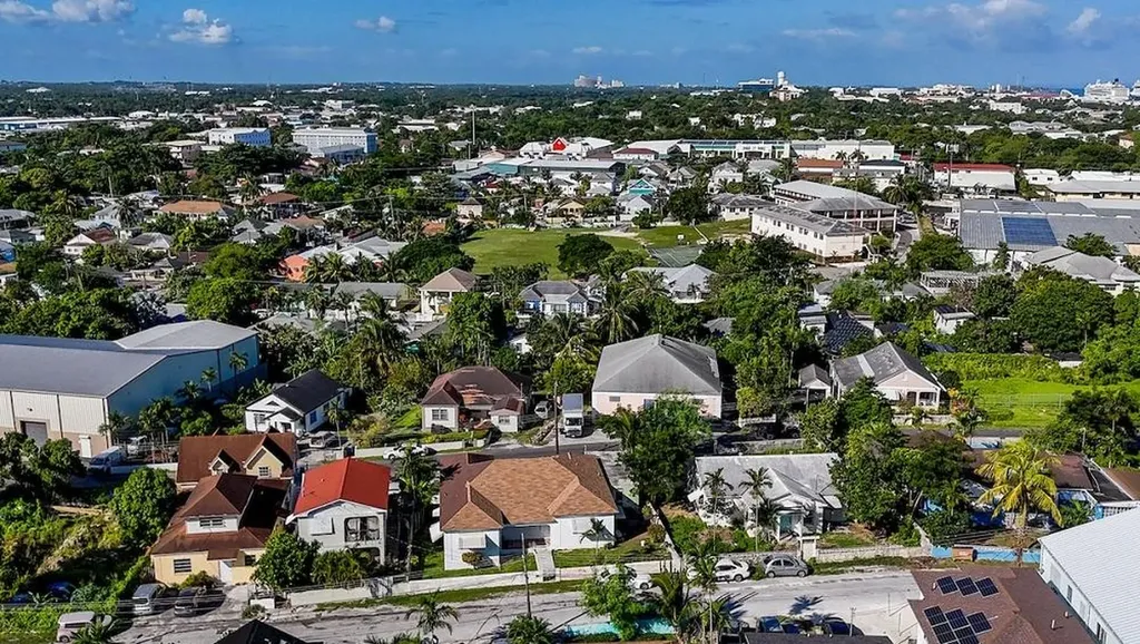 Lot 6, Blk 3 Shirley Sub. New Providence Paradise Island BS