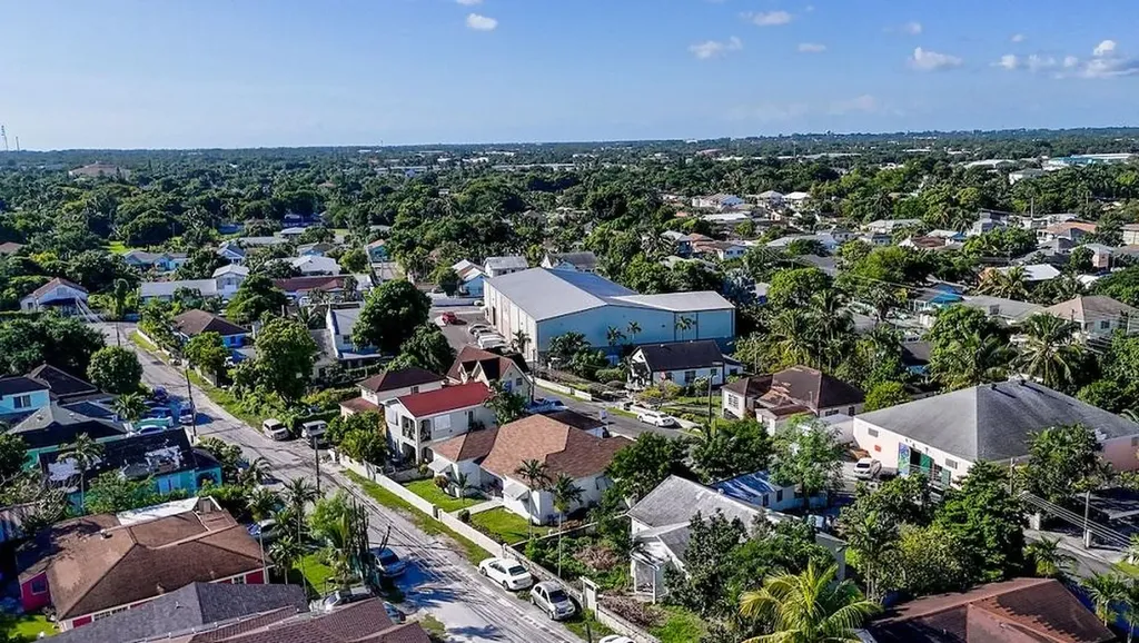 Lot 6, Blk 3 Shirley Sub. New Providence Paradise Island BS