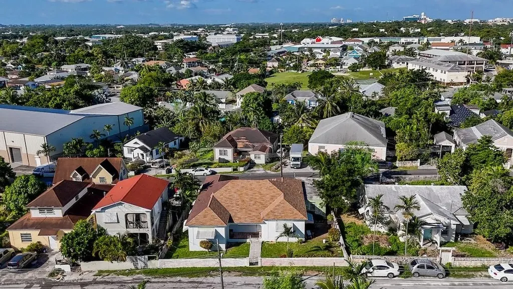 Lot 6, Blk 3 Shirley Sub. New Providence Paradise Island BS