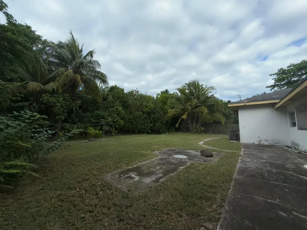 Palm Breeze Drive N.p. New Providence Paradise Island BS