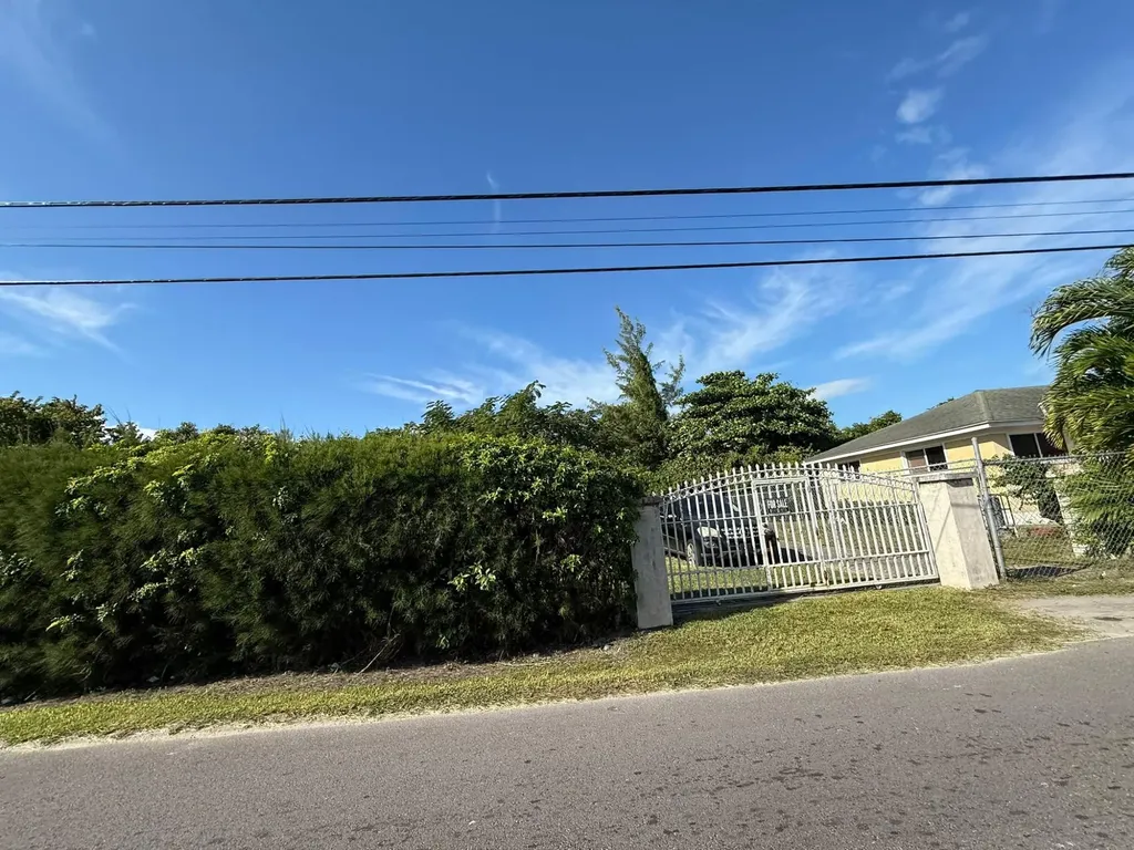 Palm Breeze Drive N.p. New Providence Paradise Island BS