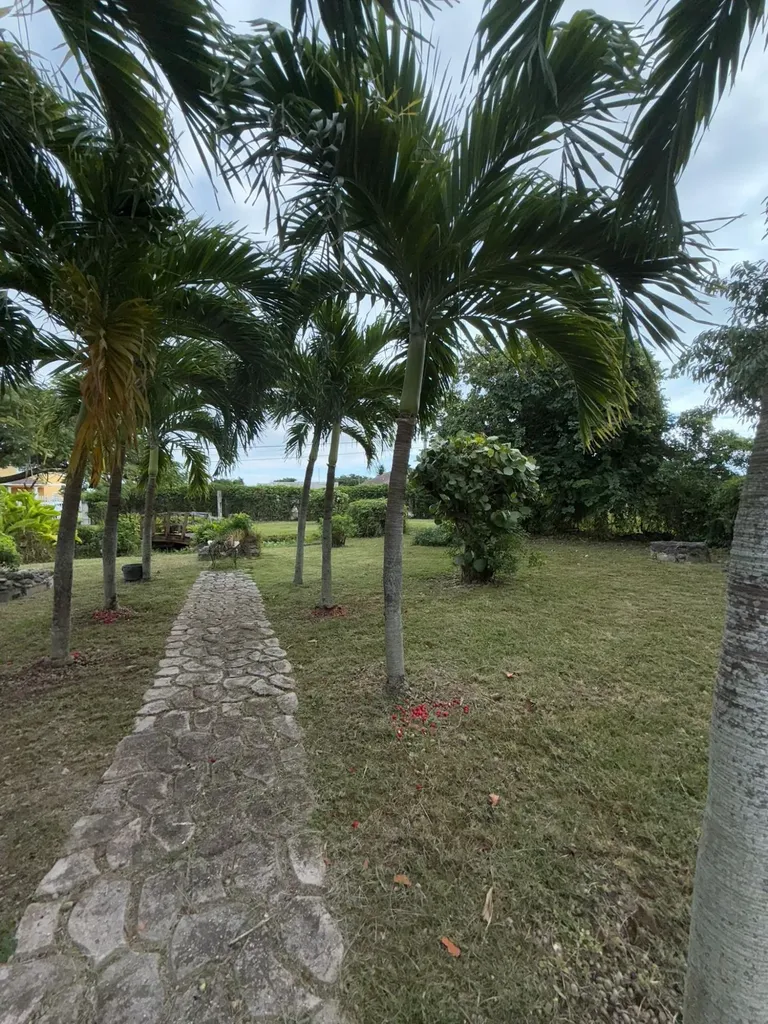 Palm Breeze Drive N.p. New Providence Paradise Island BS