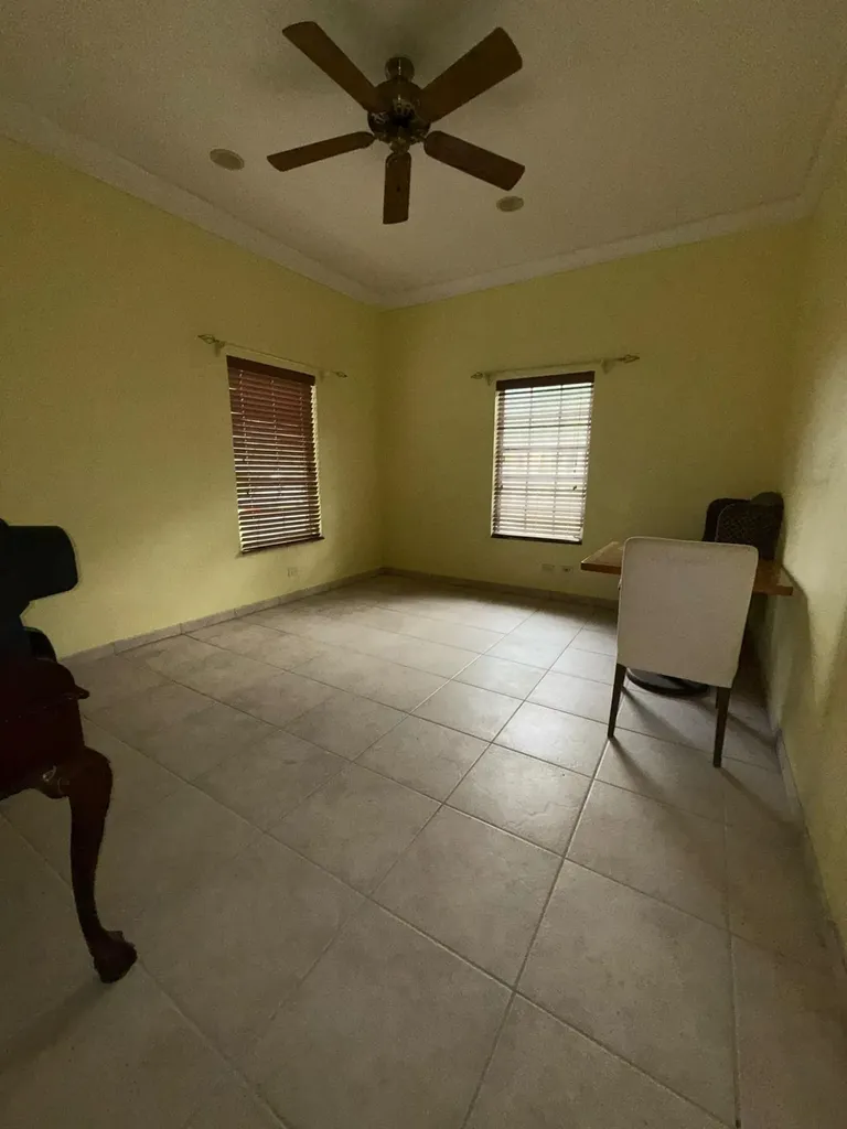 Palm Breeze Drive N.p. New Providence Paradise Island BS