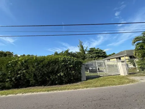 Palm Breeze Drive N.p. New Providence Paradise Island BS