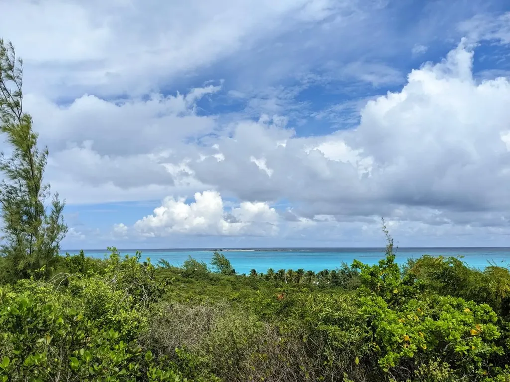 Moss Town Road 15 Exuma BS