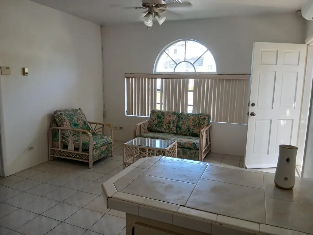 Off W Bay St, Seabeach 3 New Providence Paradise Island BS