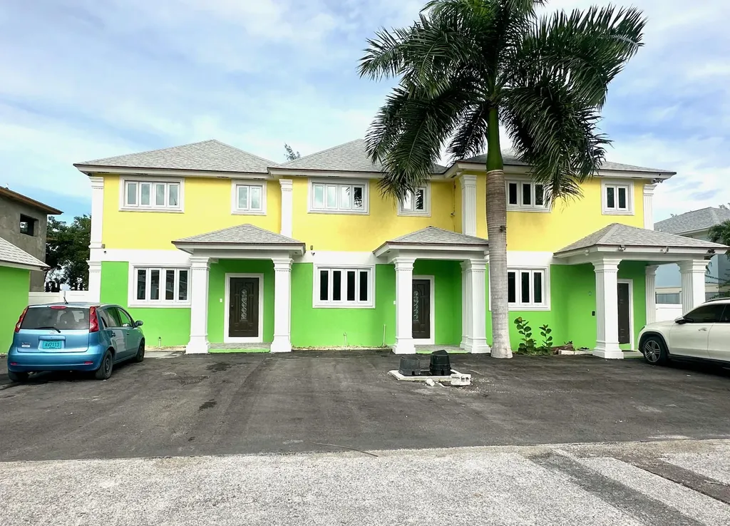 Venice Bay New Providence Paradise Island BS