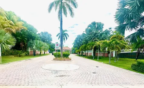 Venice Bay New Providence Paradise Island BS