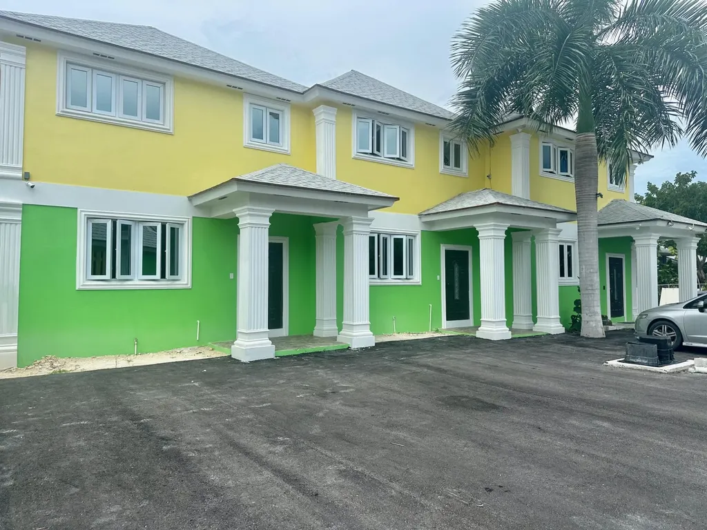 Venice Bay New Providence Paradise Island BS